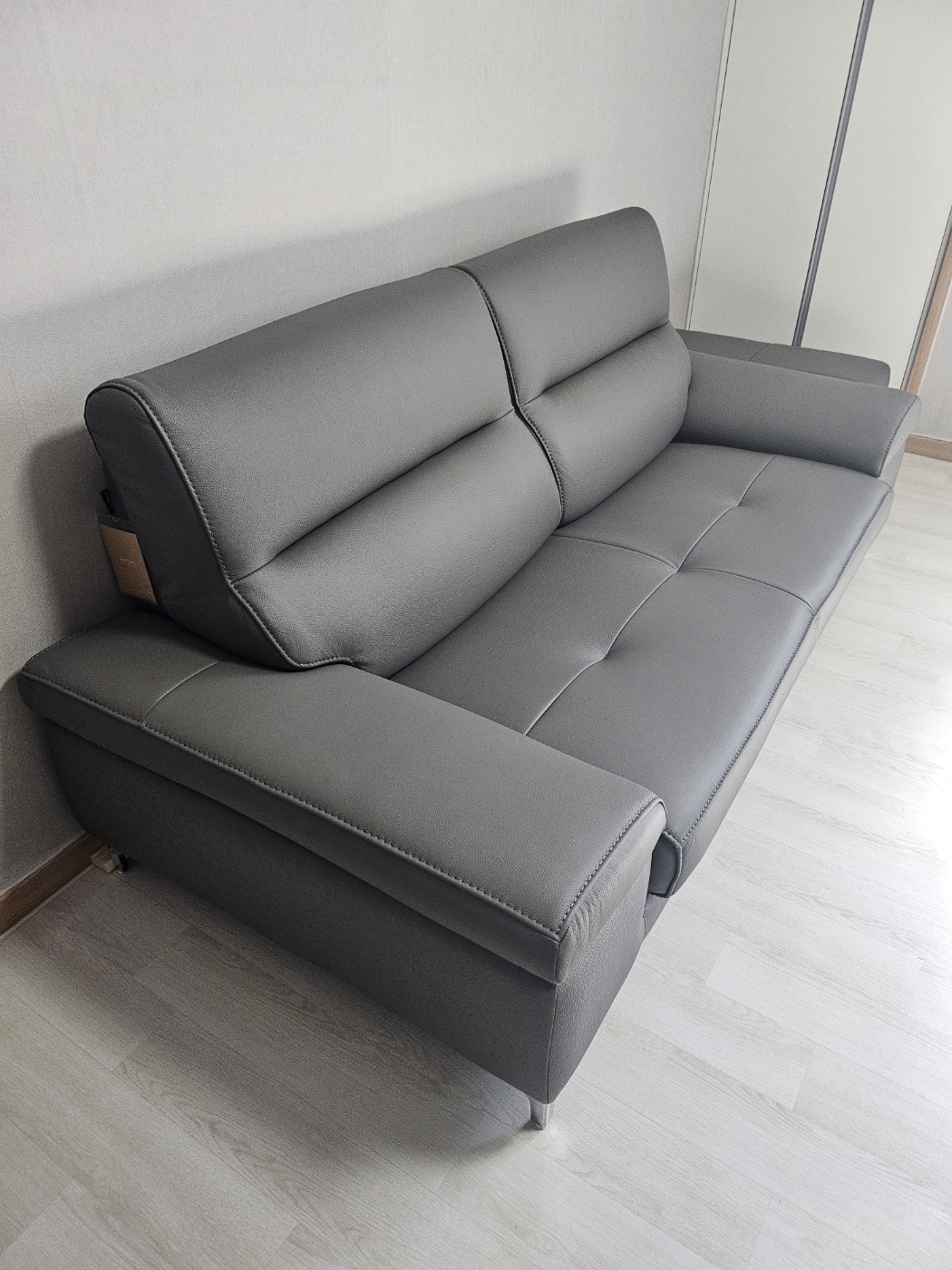 Sofa VIVIA - Sofa Băng 2 Chỗ Nhỏ Gọn Phù Hợp Mọi Gia Đình