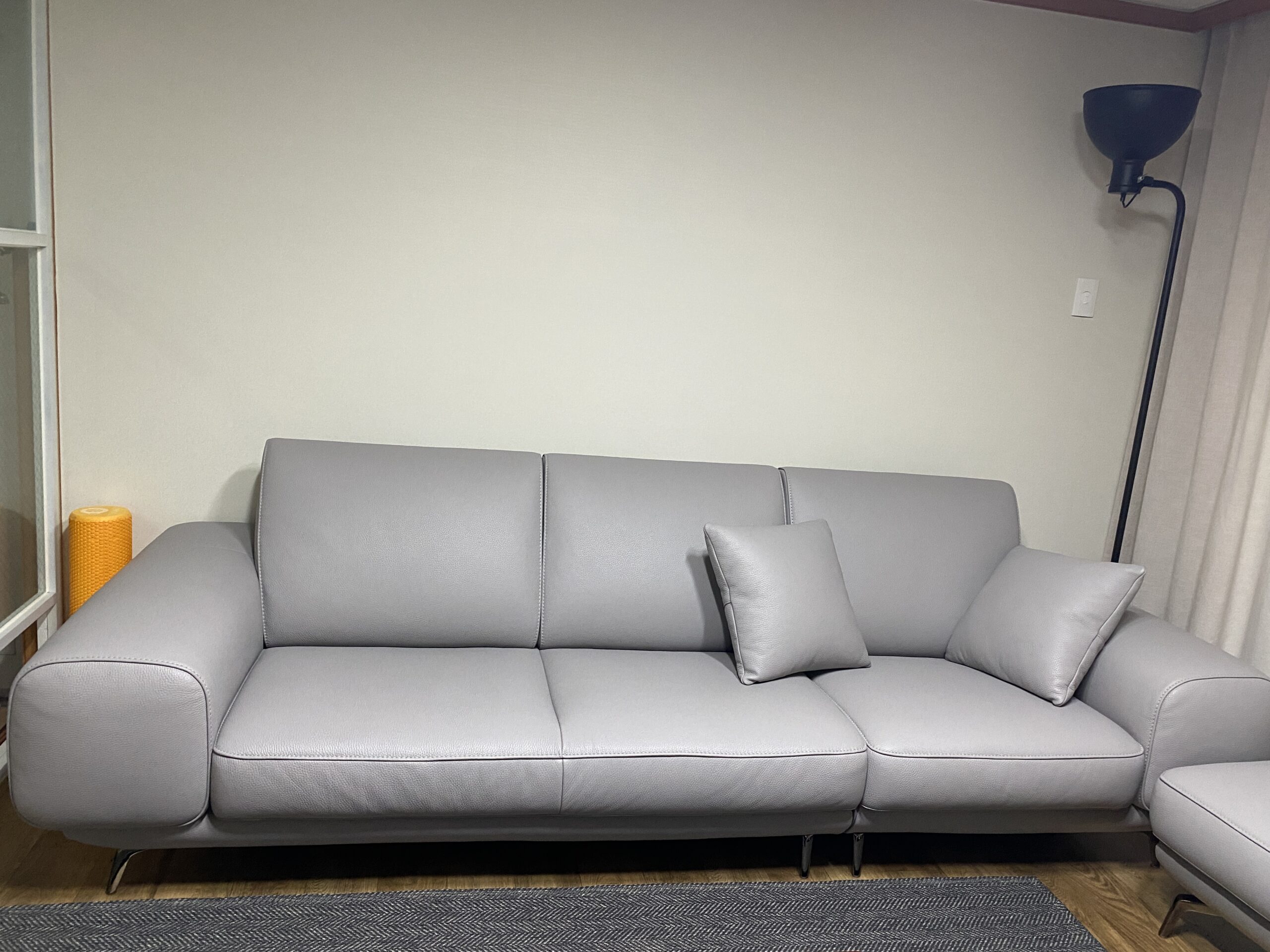 Sofa VERMONT - Sofa Băng Ấm Áp Thư Giãn Với Tựa Đầu Thông Minh
