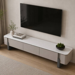 Góc chụp hơi nghiêng từ bên trái của kệ tivi LUNA KT6209-20, cho thấy rõ hơn chiều dài và độ sâu của sản phẩm. Kệ có thiết…
