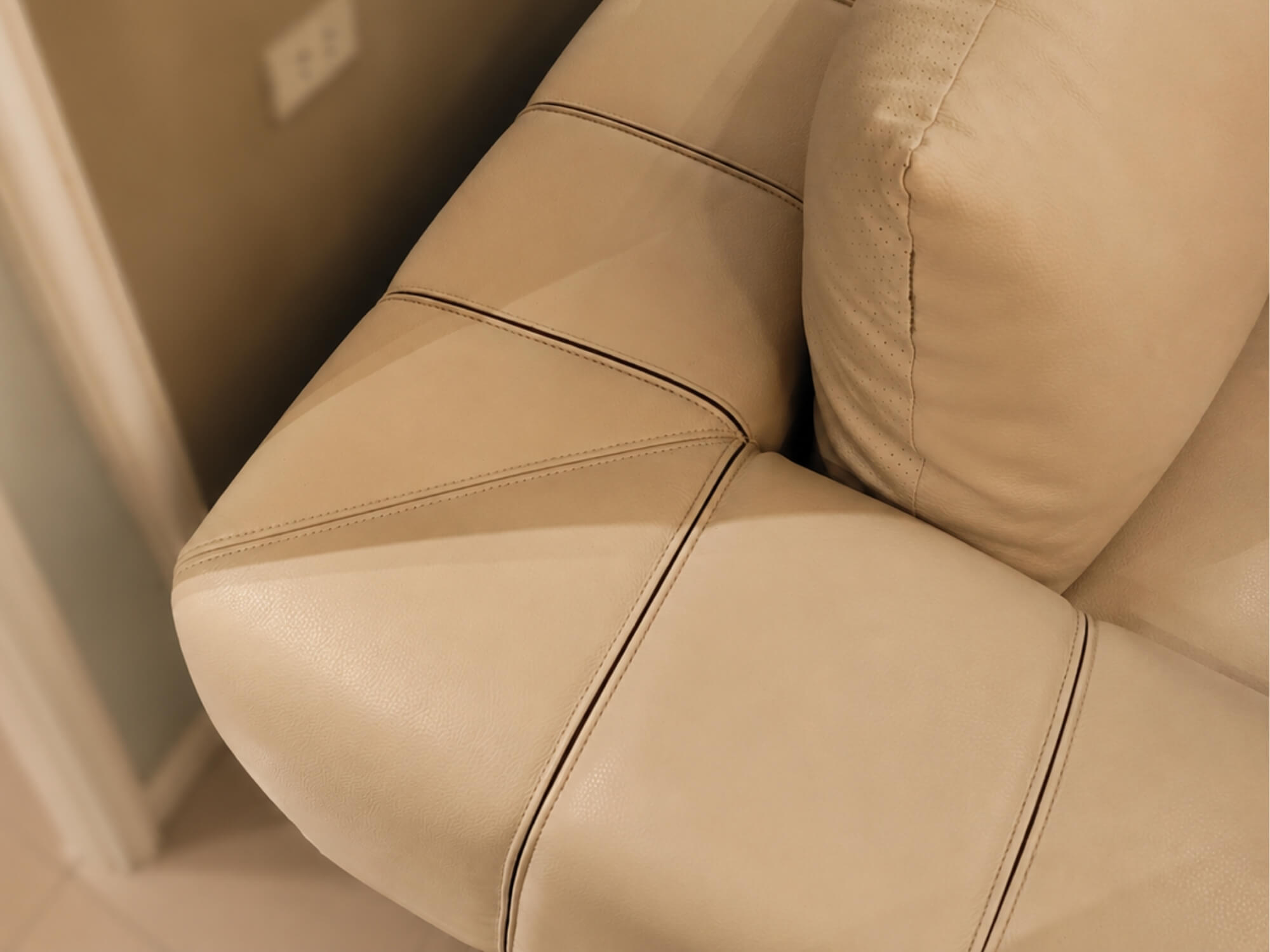 Sofa SERENITY - Sofa Hiện Đại Luxury Cho Phòng Khách Sang Trọng SBH361 - Ảnh 16