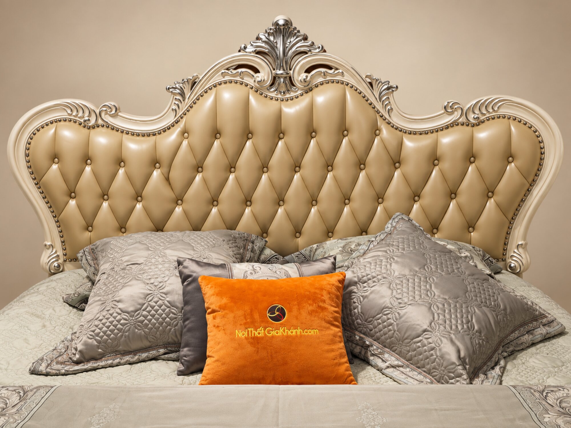 Giường Ngủ AURORA ROYALE 1M8 Phong Cách Tân Cổ Điển GIB15-18 - Ảnh 8