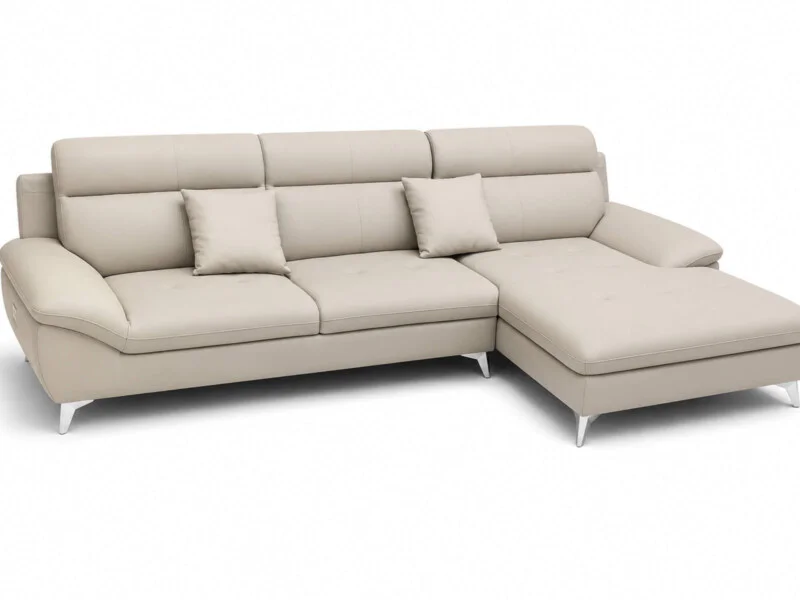 Sofa góc COASTAL II bọc da công nghiệp màu be nhạt, chụp trên nền trắng từ góc cao phía trước. Thiết kế chữ L thanh thoát…