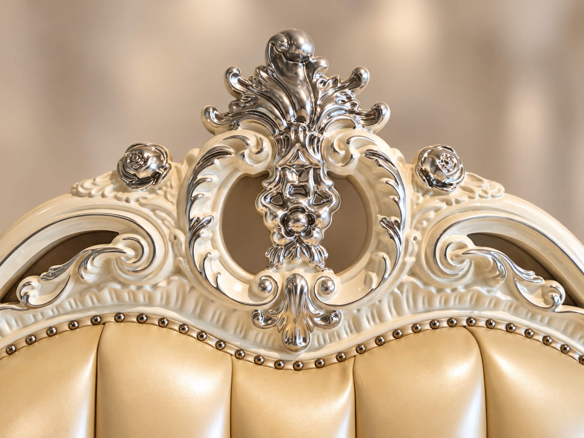 Giường Ngủ ROCOCO - Giường Bọc Da Tân Cổ Điển 1M8 GIB22-18 - Ảnh 5