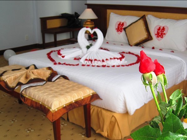 Trang trí nội thất phòng cưới cần chuẩn bị những gì? 17 Phòng Cưới Cần Những Gì